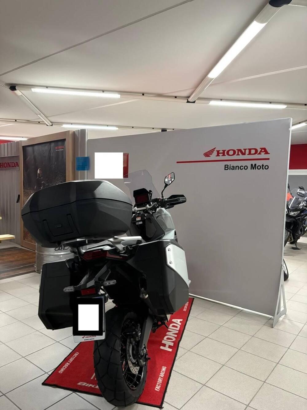 Honda X-ADV 750 DCT Travel (2021 - 24) (6)