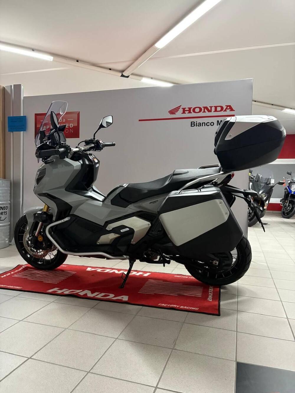 Honda X-ADV 750 DCT Travel (2021 - 24) (4)