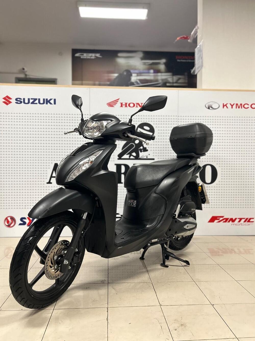 Honda Vision 110 (2021 - 24) (2)