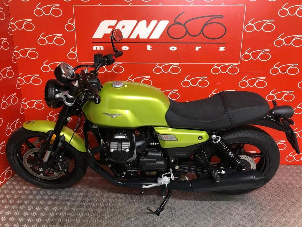 Moto Guzzi V7 Sport (2025) (3)