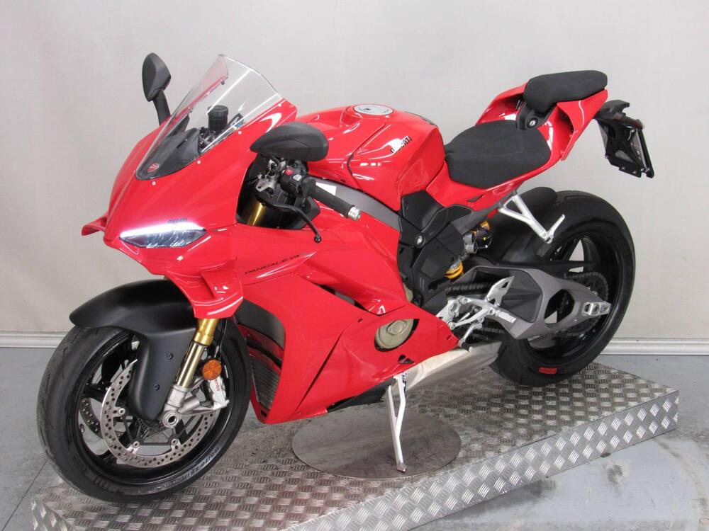 Ducati Panigale V4 S (2025) (3)
