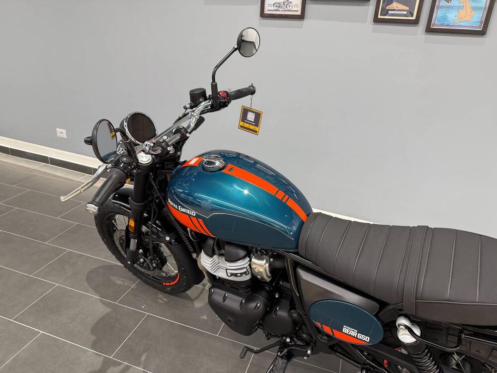 Royal Enfield Bear 650 (2025) (3)