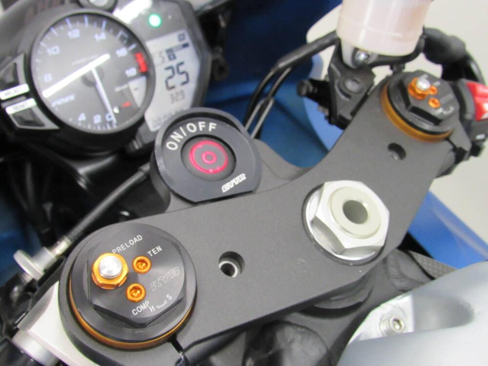 Yamaha YZF R6 GYTR (2022 - 25) (14)