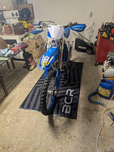 Tm Moto EN 300 Fi ES 2T (2023) usata