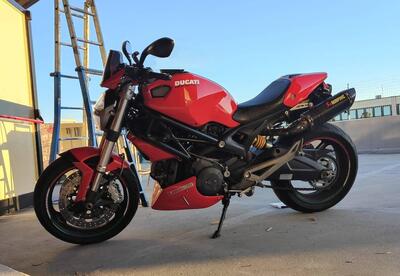 Ducati Monster 696 Plus (2007 - 14) usata