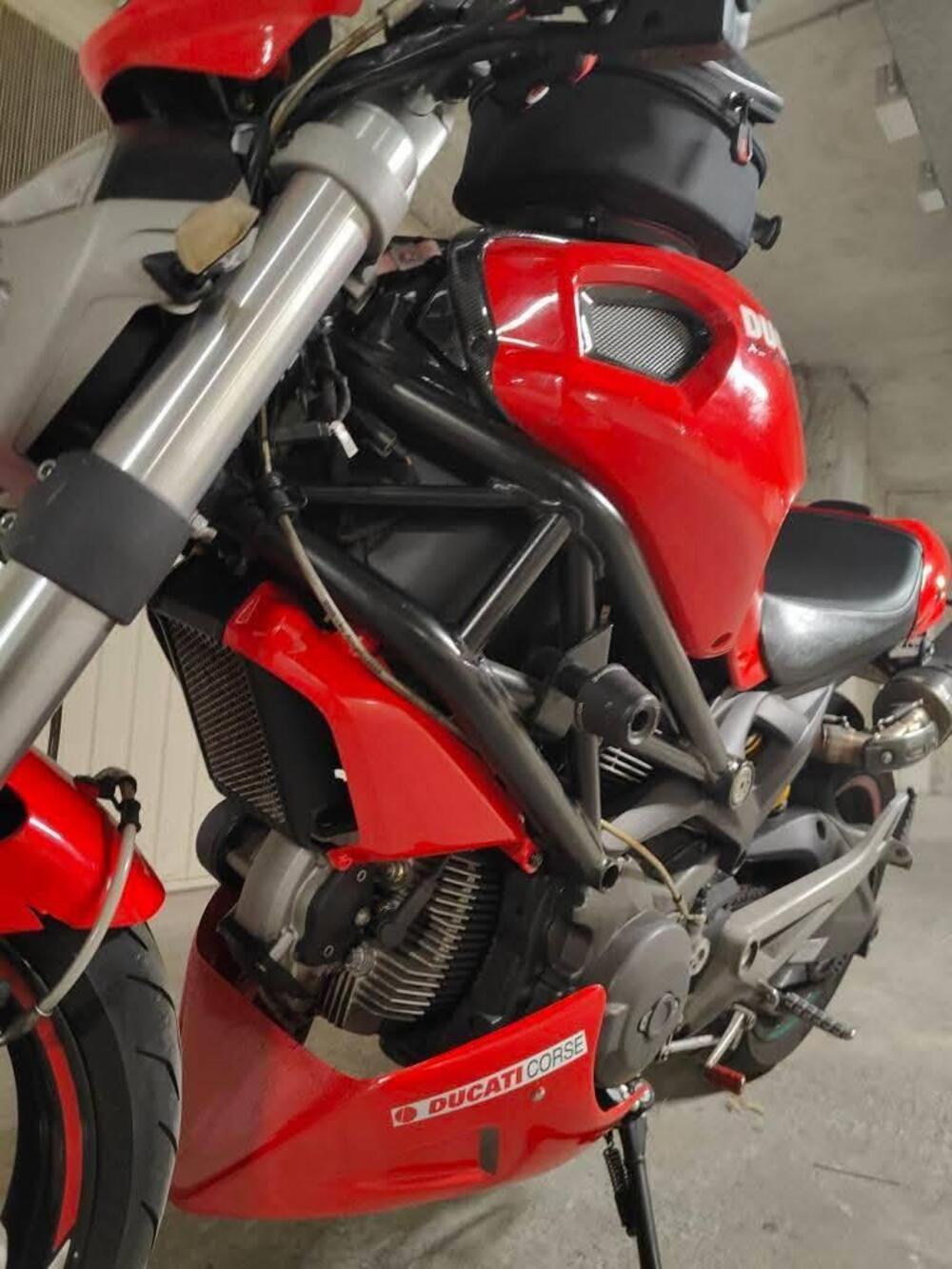 Ducati Monster 696 Plus (2007 - 14) (3)