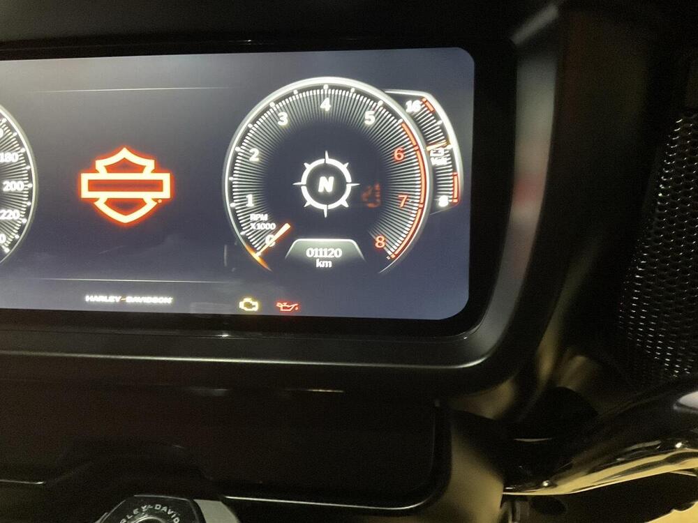 Harley-Davidson Street Glide Ultra (2025) (7)