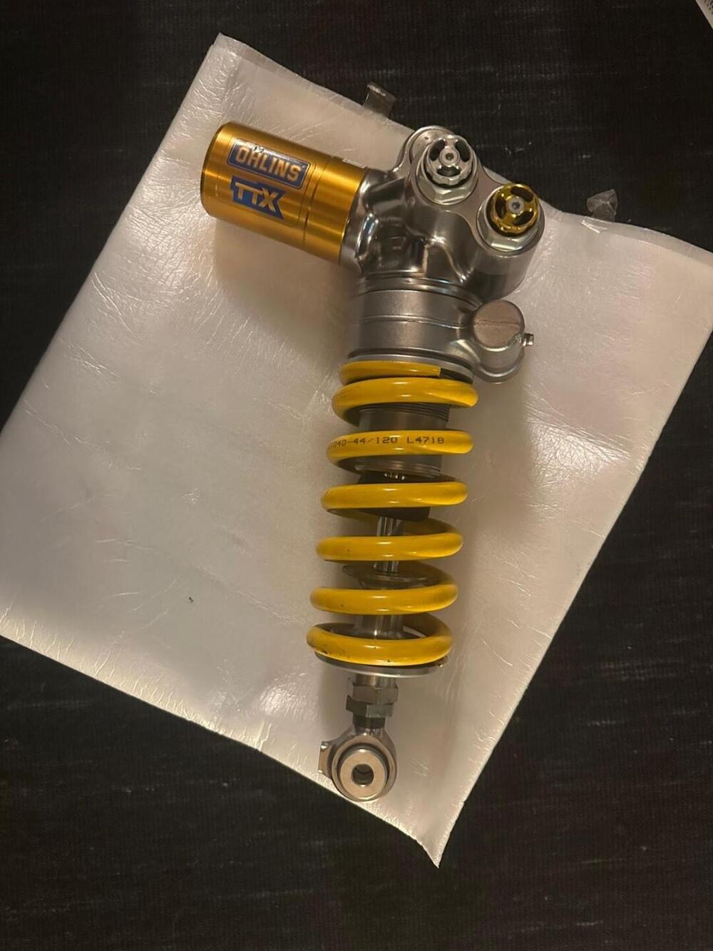 Honda cbr 1000 rr dal 2020 cerchi mono cartucce p (10)