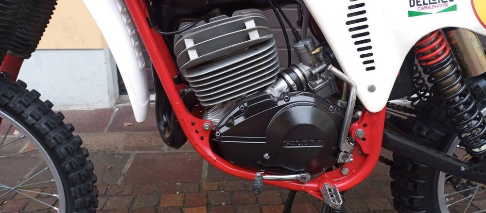 Gilera 125 GXR  (8)