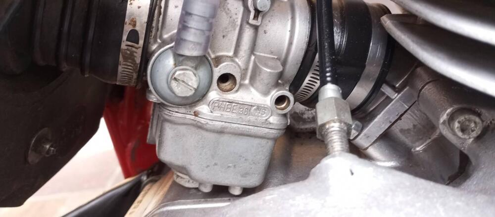 Gilera 125 GXR  (17)