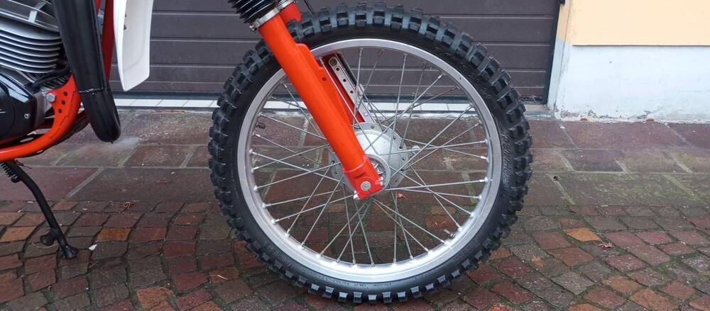 Gilera 125 GXR  (18)