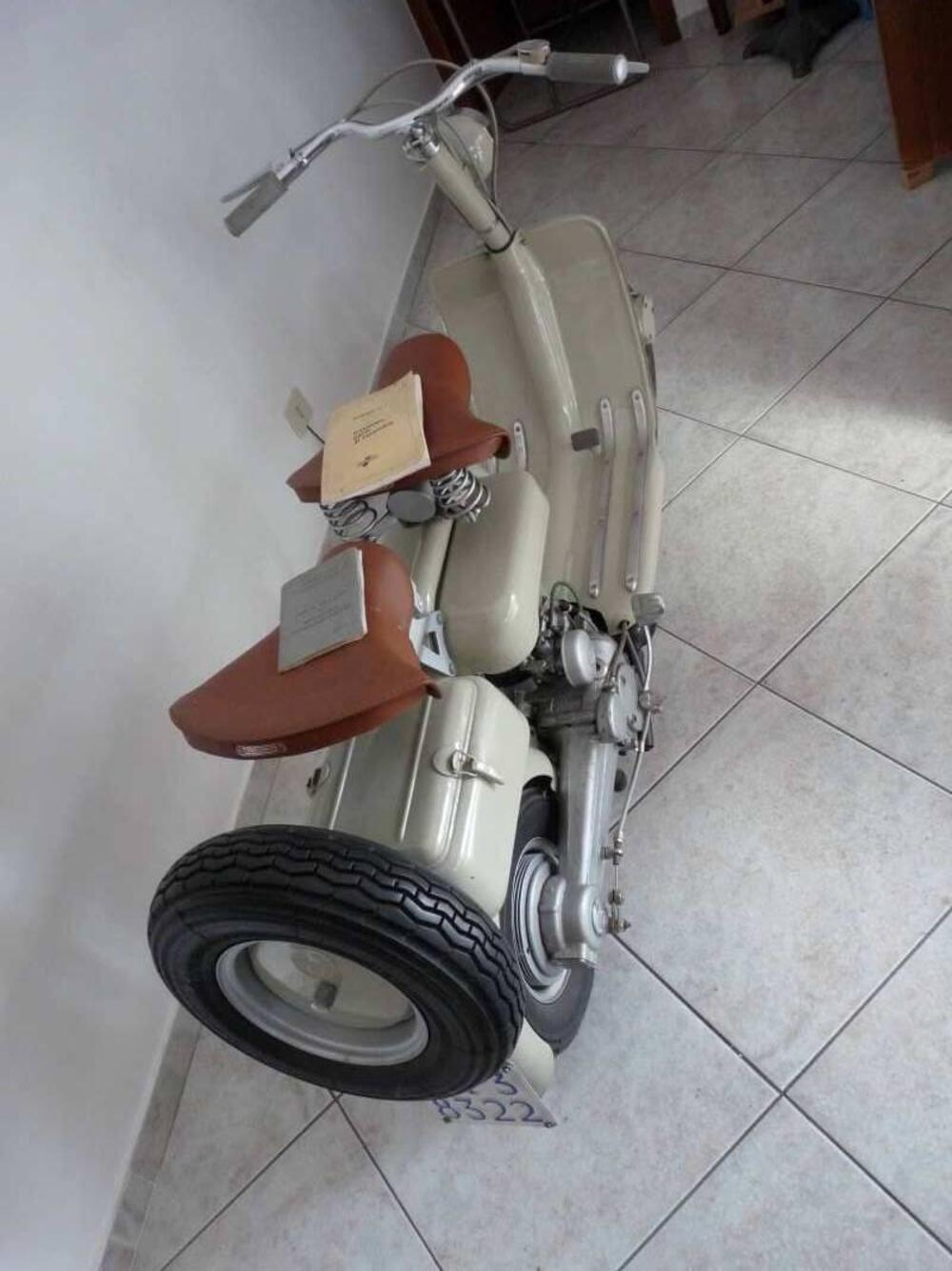Innocenti LAMBRETTA 125 D (5)