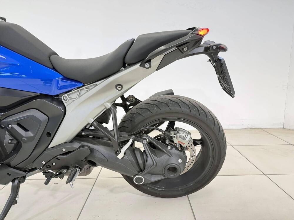 Bmw R 1300 R (2026) (15)