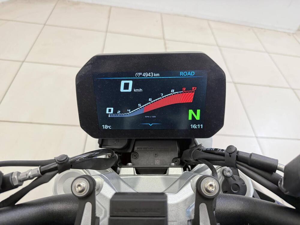 Bmw R 1300 R (2026) (16)