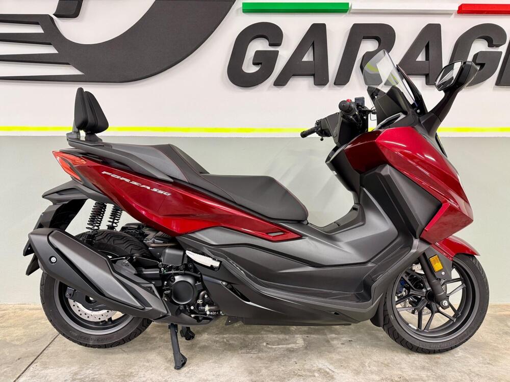 Honda Forza 350 (2025) (2)