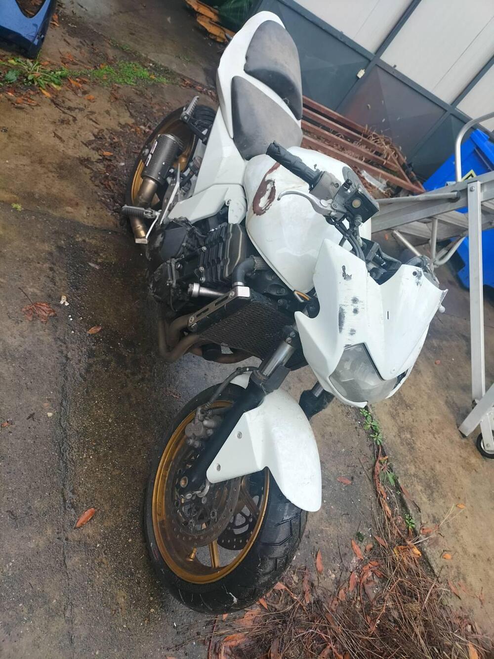 Kawasaki Z 750 (2003 - 06) (4)