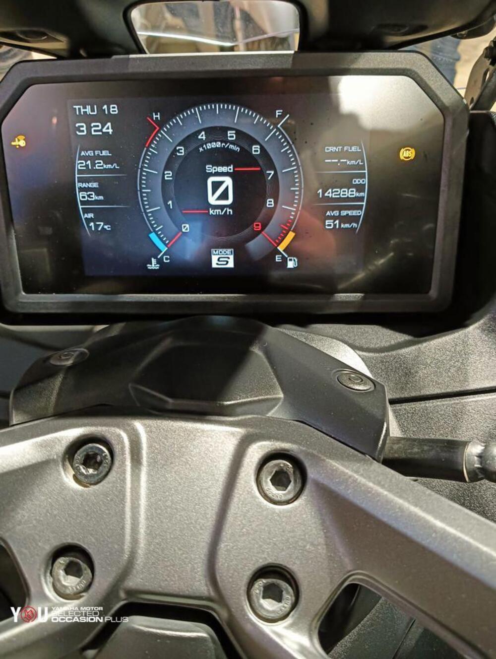 Yamaha T-Max 560 (2022 - 24) (7)