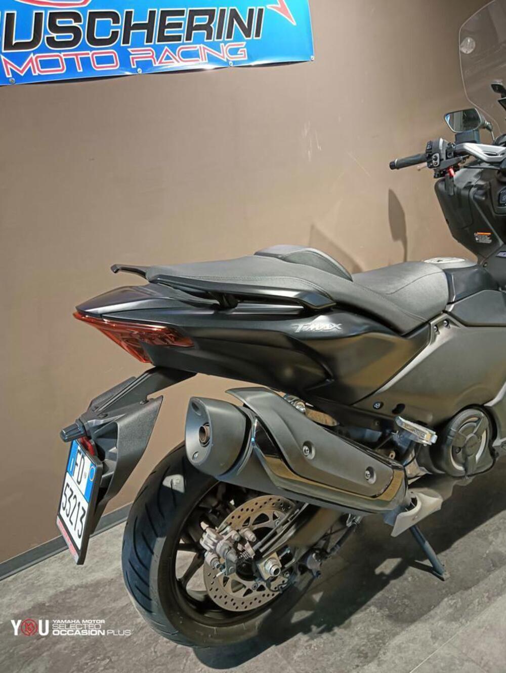 Yamaha T-Max 560 (2022 - 24) (9)