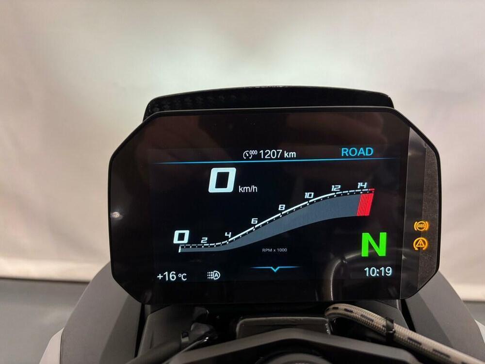 Bmw M 1000 R (2025) (5)