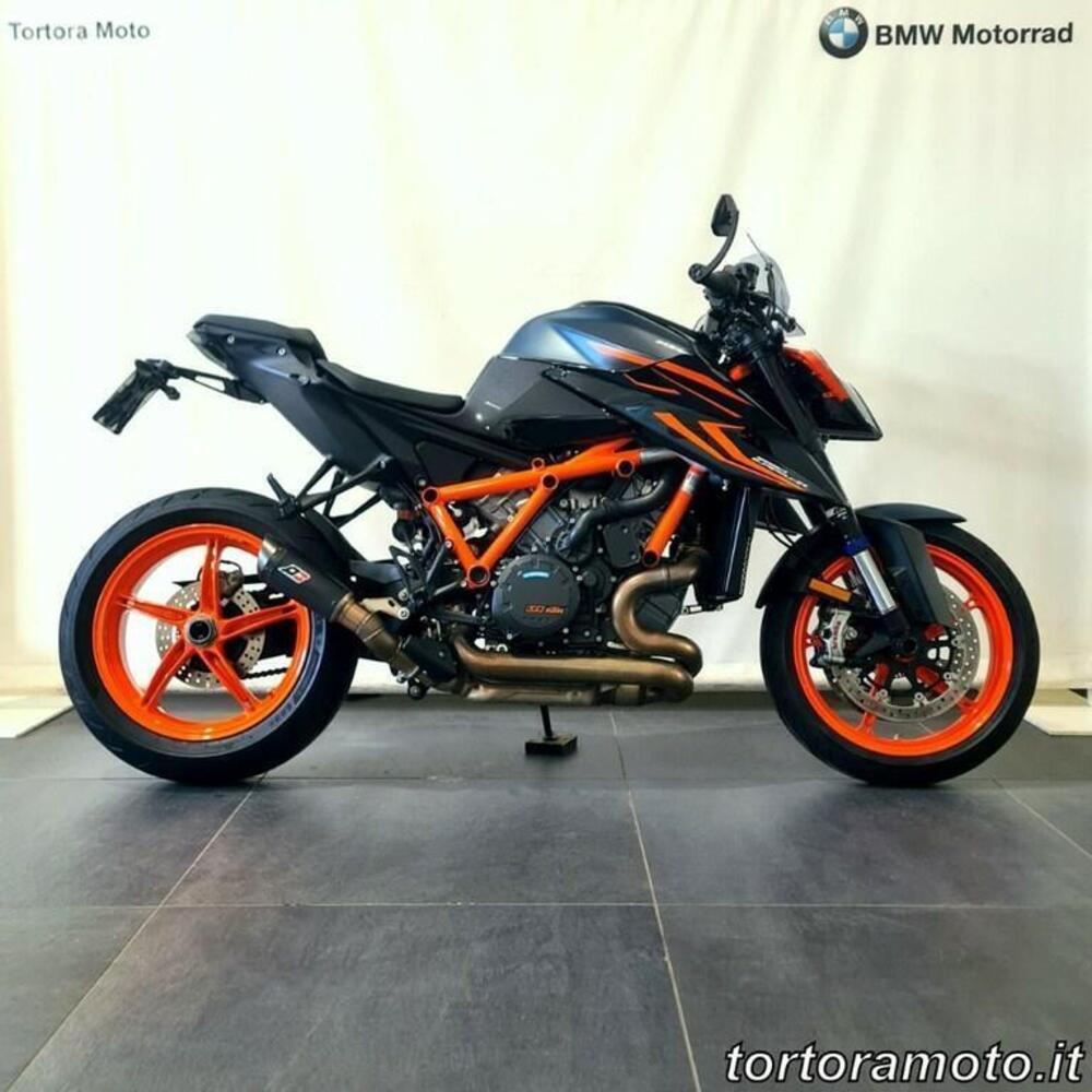KTM 1290 Super Duke R (2022 - 23) (2)