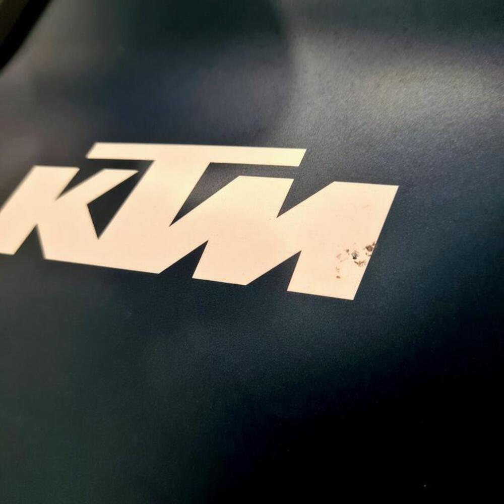 KTM 1290 Super Duke R (2022 - 23) (11)