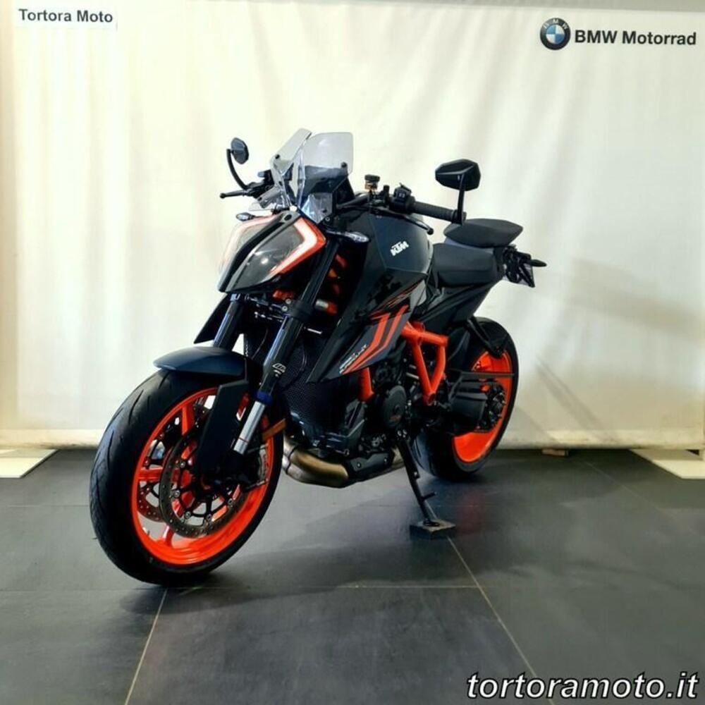 KTM 1290 Super Duke R (2022 - 23) (3)