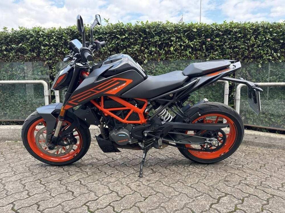 KTM 125 Duke (2021 - 23) (8)