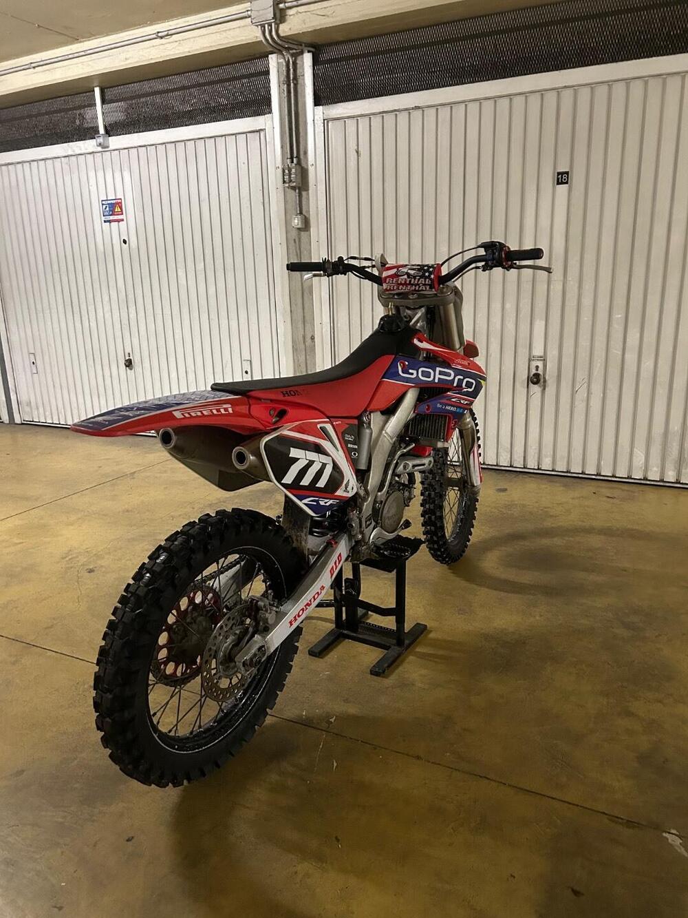 Honda CRF 250 R (2009) (3)