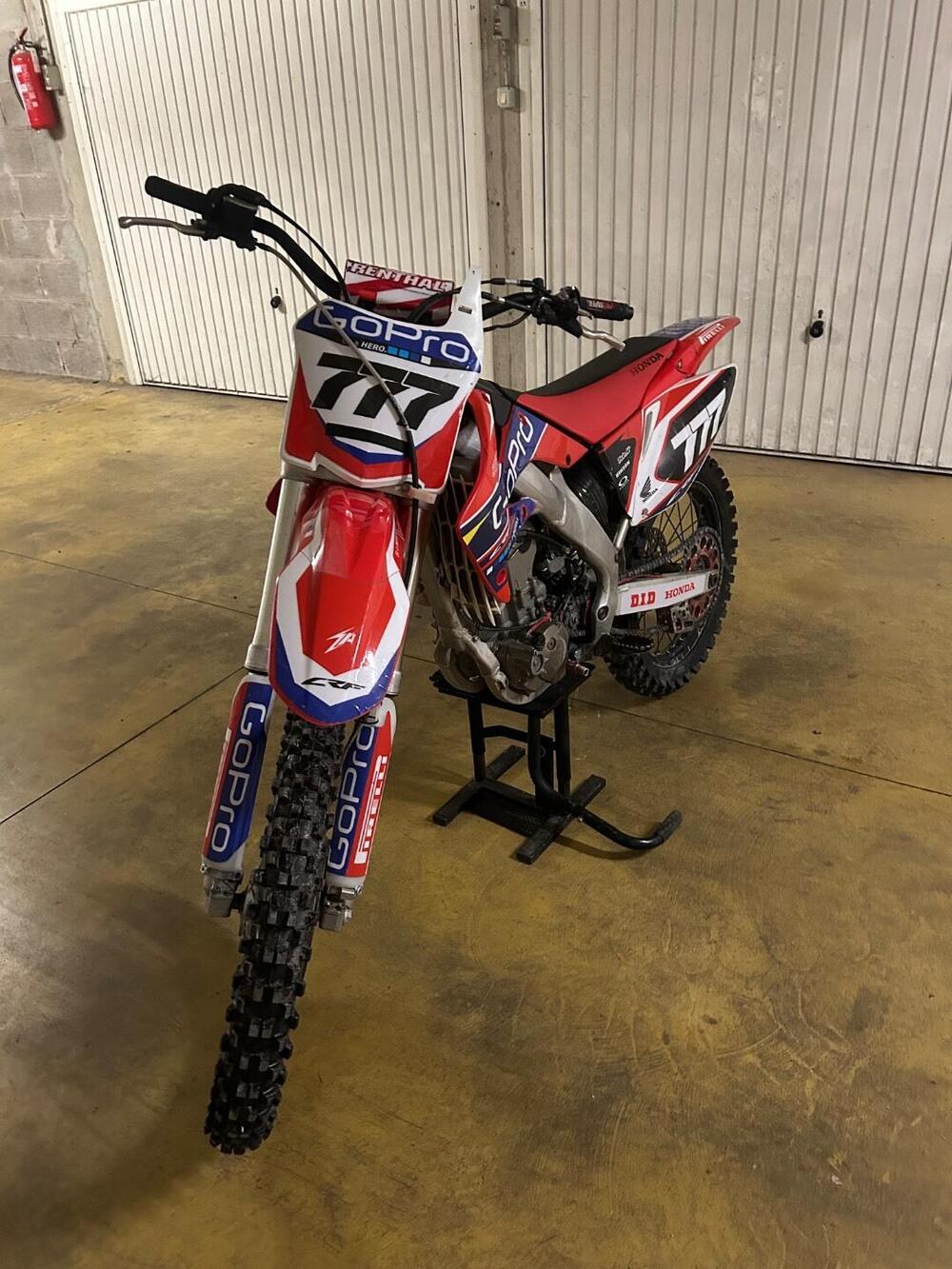 Honda CRF 250 R (2009) (5)