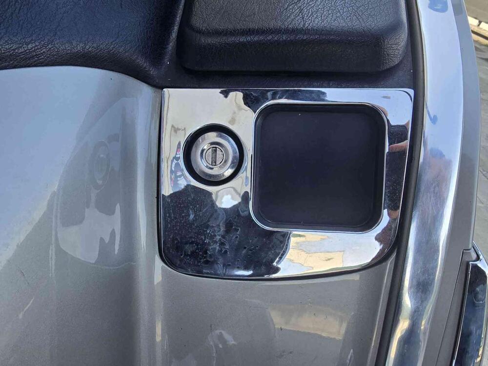 Honda GL 1800 Gold Wing (2000 - 05) (14)