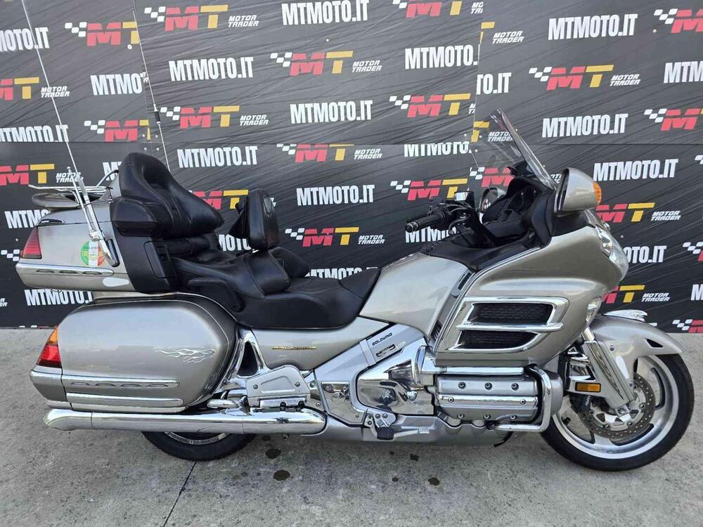 Honda GL 1800 Gold Wing (2000 - 05)