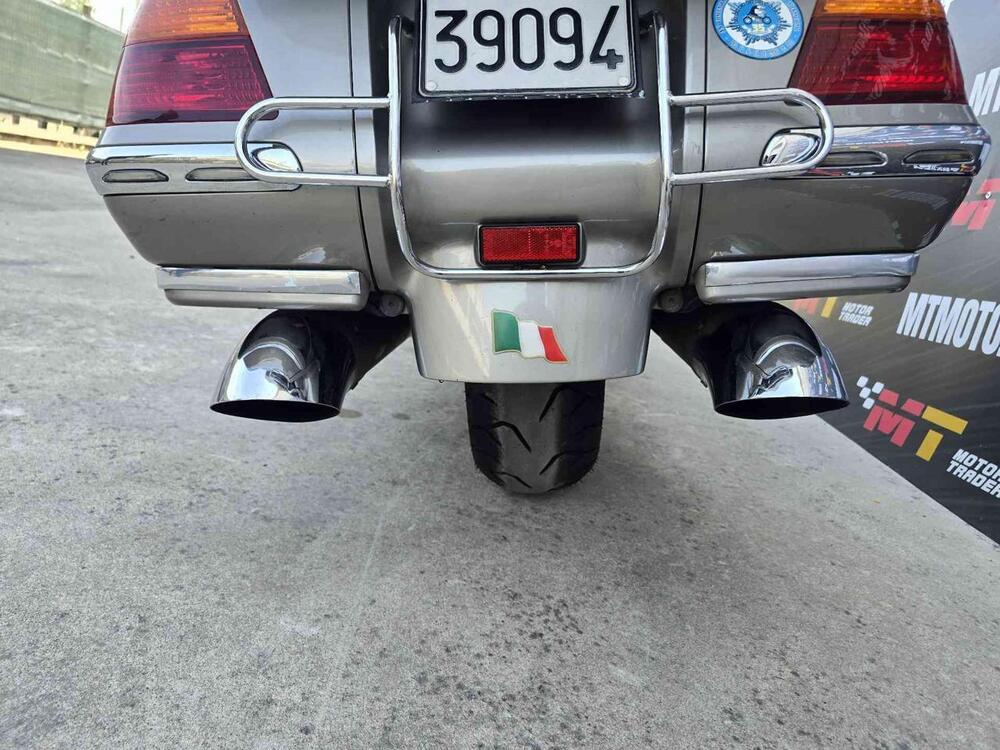 Honda GL 1800 Gold Wing (2000 - 05) (8)