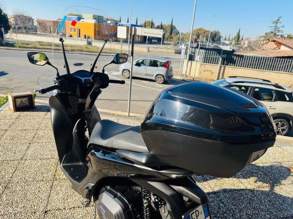 Honda SH 125i (2024 - 25) (4)