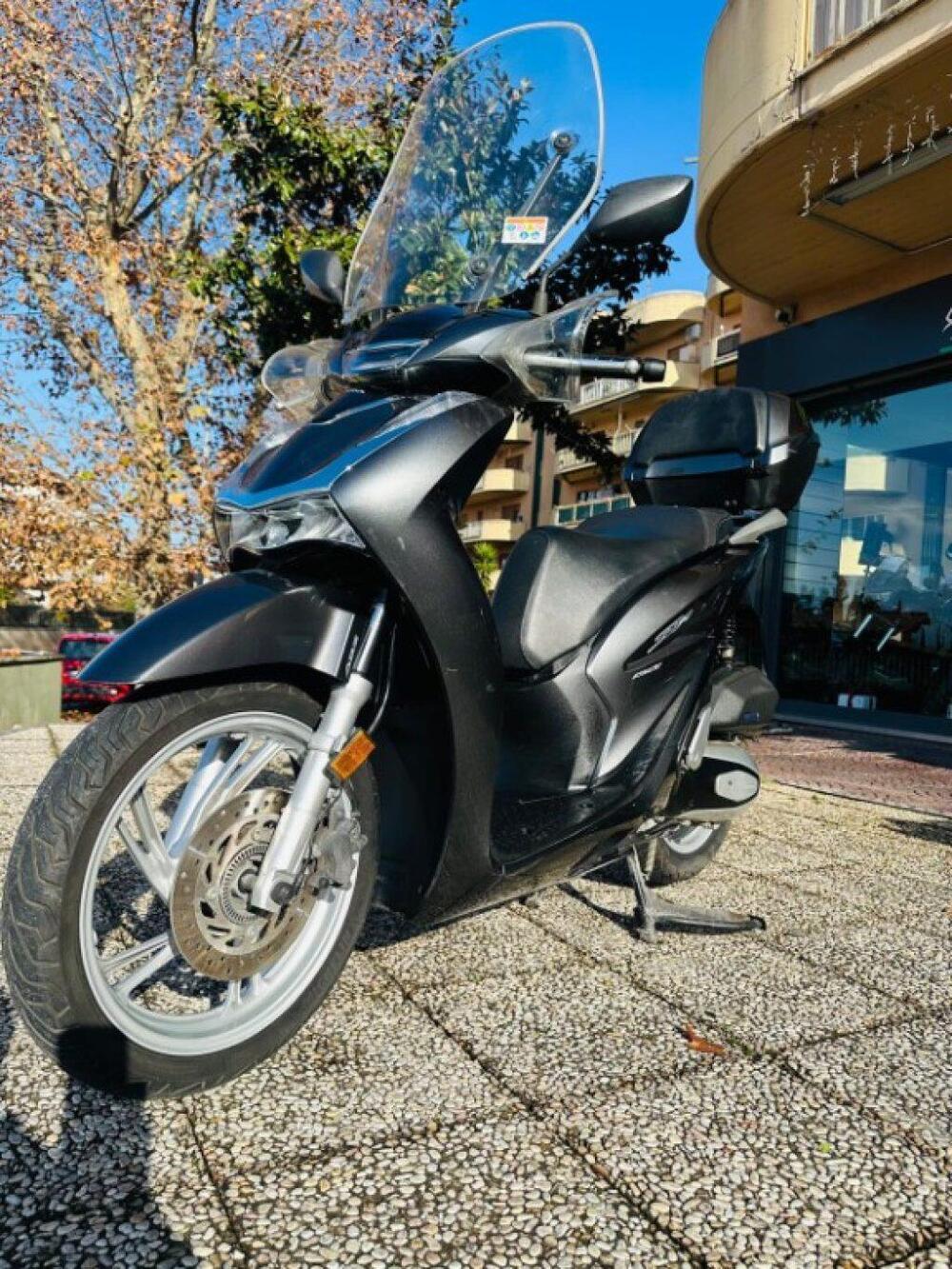 Honda SH 150i (2020 - 23) (6)