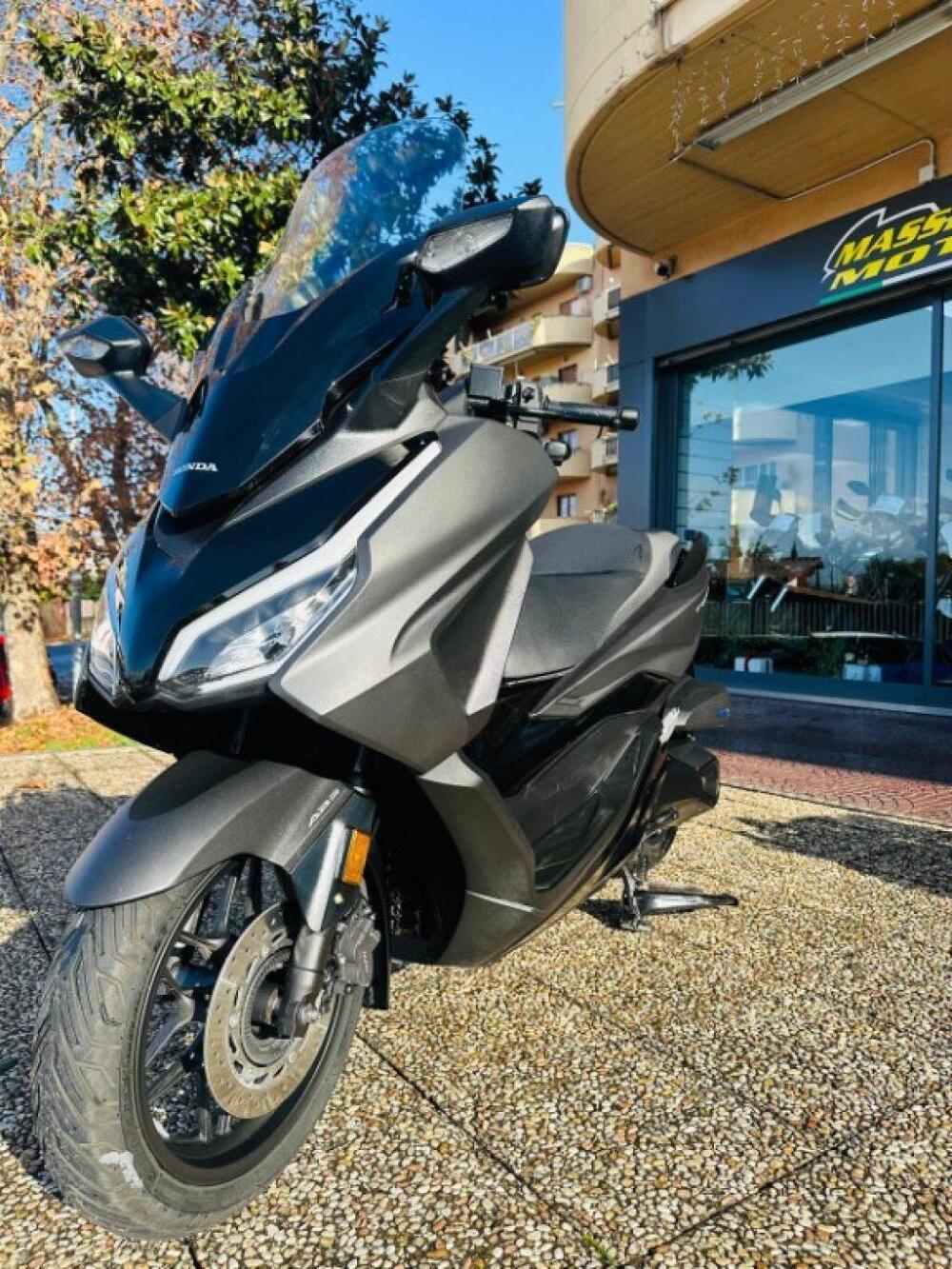 Honda Forza 350 (2022 - 24) (7)