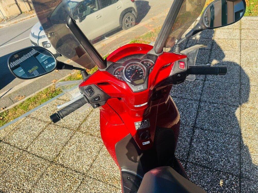 Honda SH 300 i ABS (2016 - 20) (4)