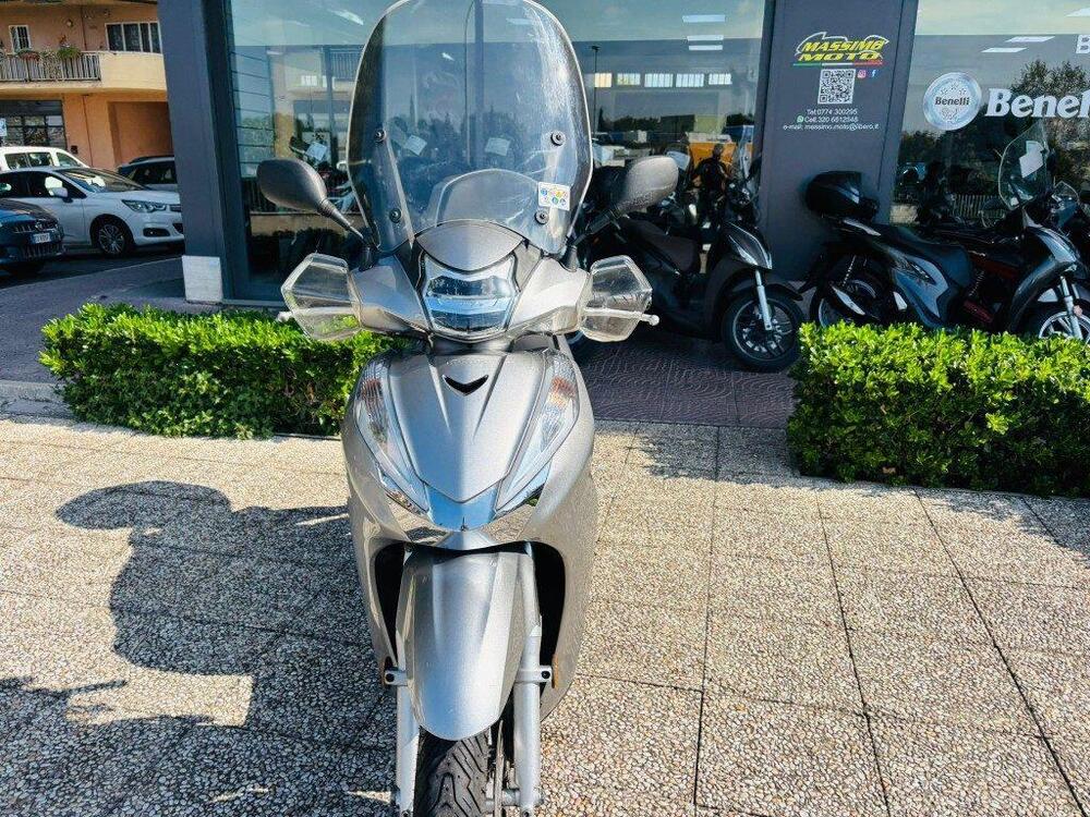 Honda SH 300 i ABS (2016 - 20) (8)