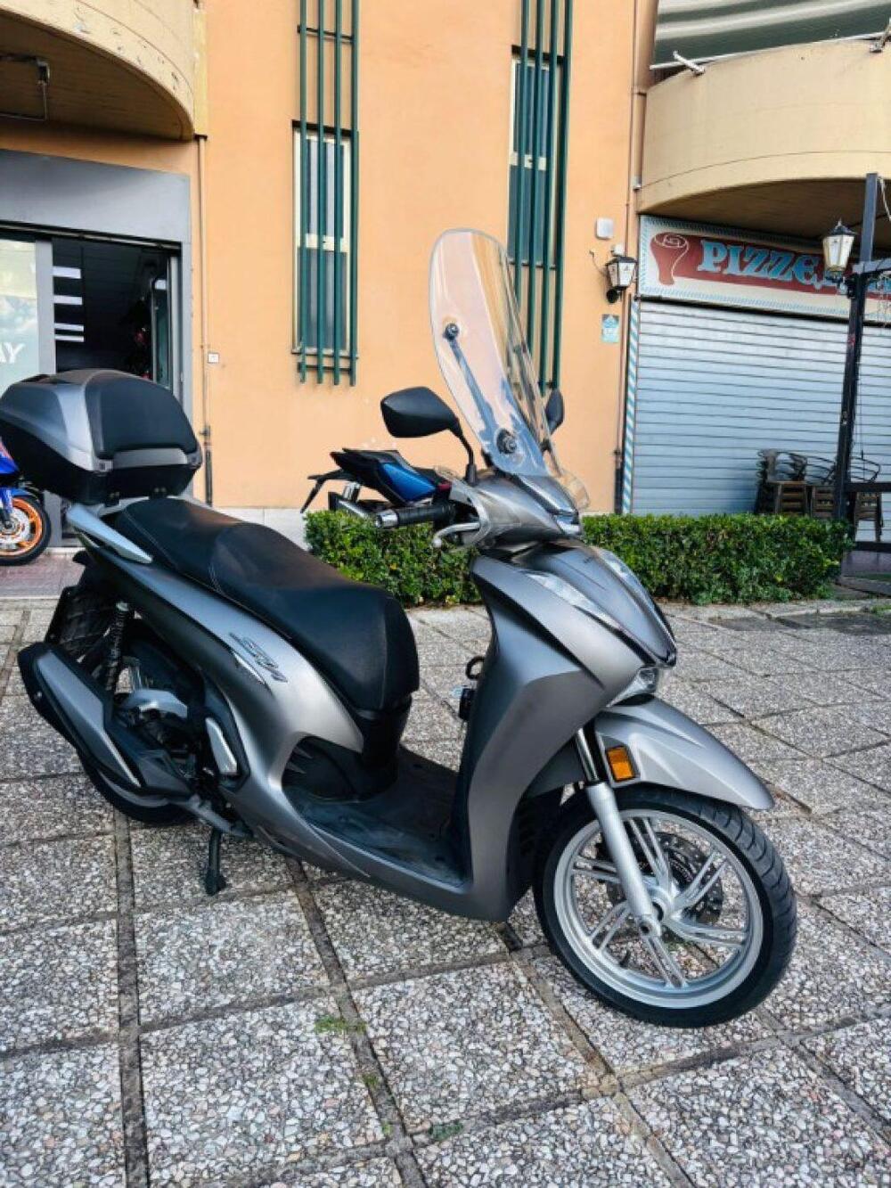 Honda SH 350 (2021 - 24) (11)