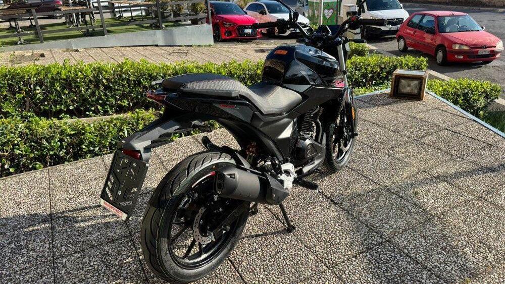 Keeway Motor RKS 125 (2025) (16)