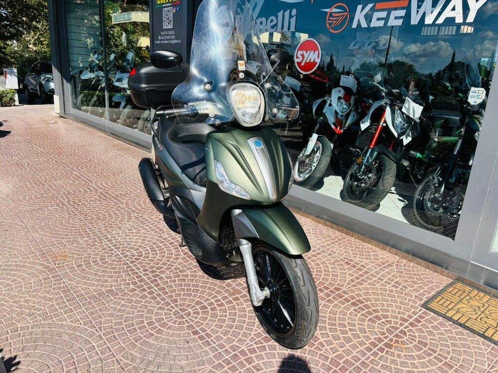 Piaggio Beverly 300 S i.e. ABS-ASR (2016 - 20) (2)