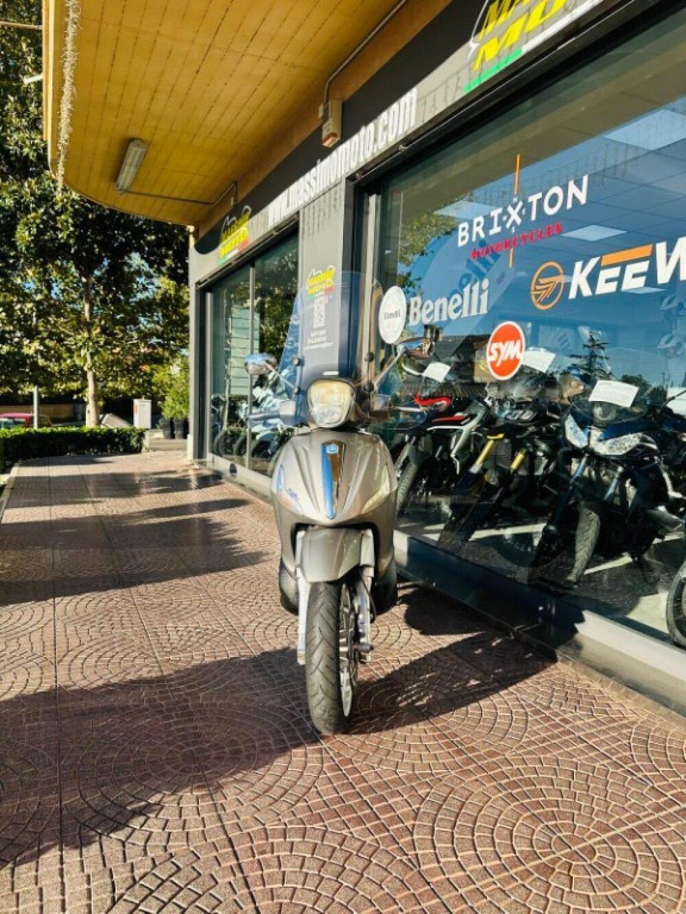 Piaggio Beverly 300 i.e. (2010 - 16) (8)