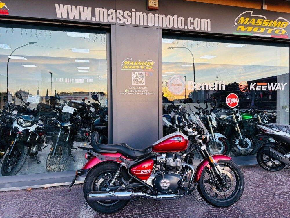 Royal Enfield Super Meteor 650 (2023 - 25) (8)