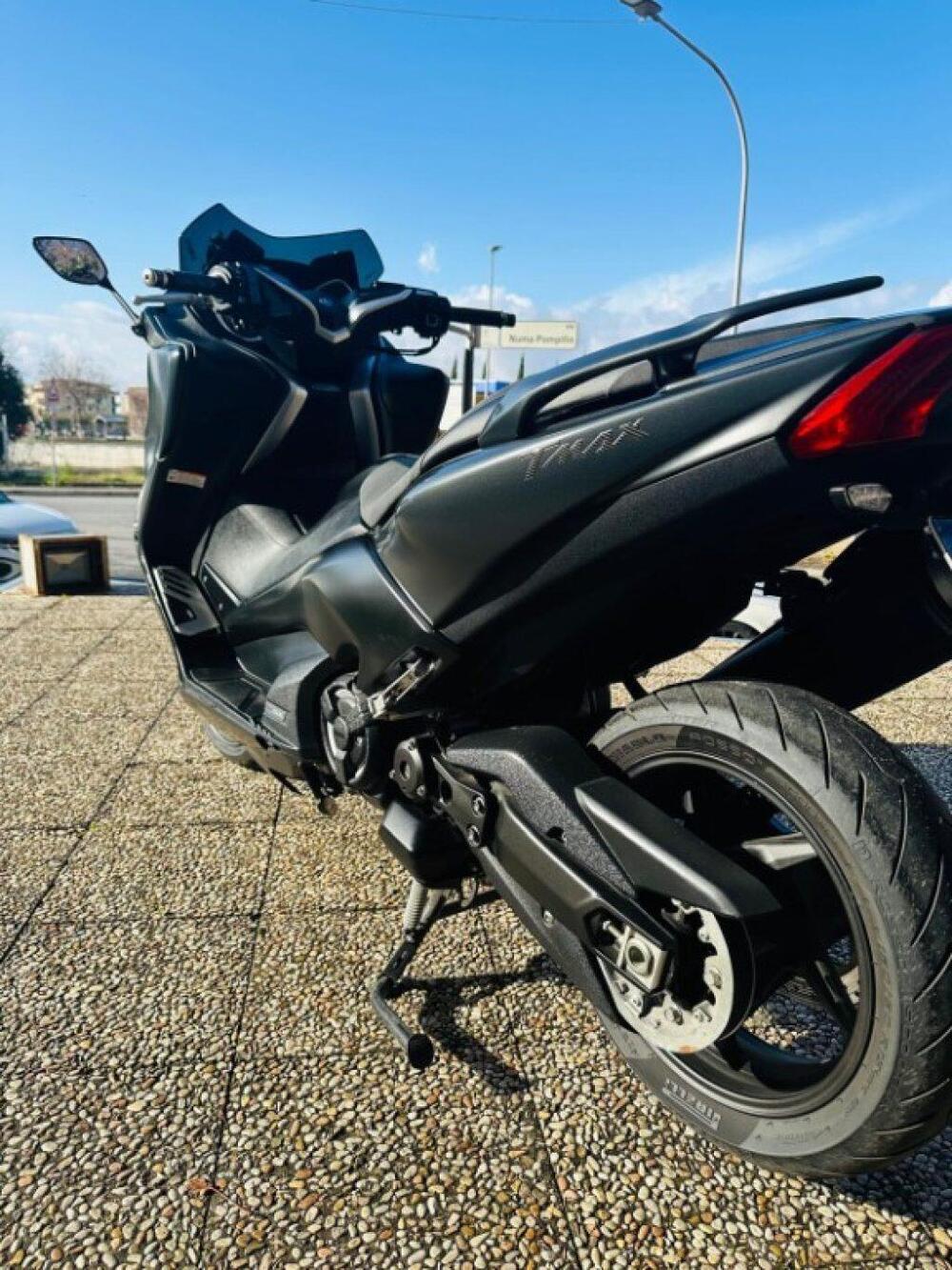 Yamaha T-Max 530 SX (2017 - 19) (2)