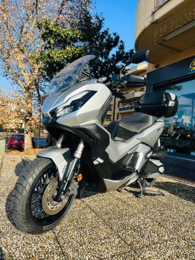 Honda ADV 350 (2022 - 24) usata