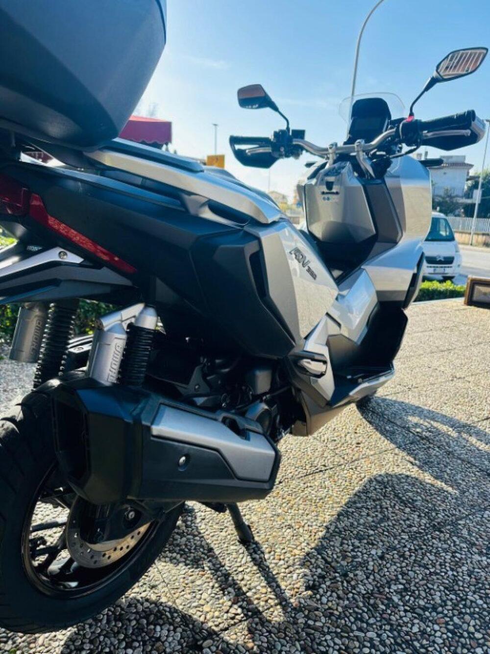 Honda ADV 350 (2022 - 24) (11)