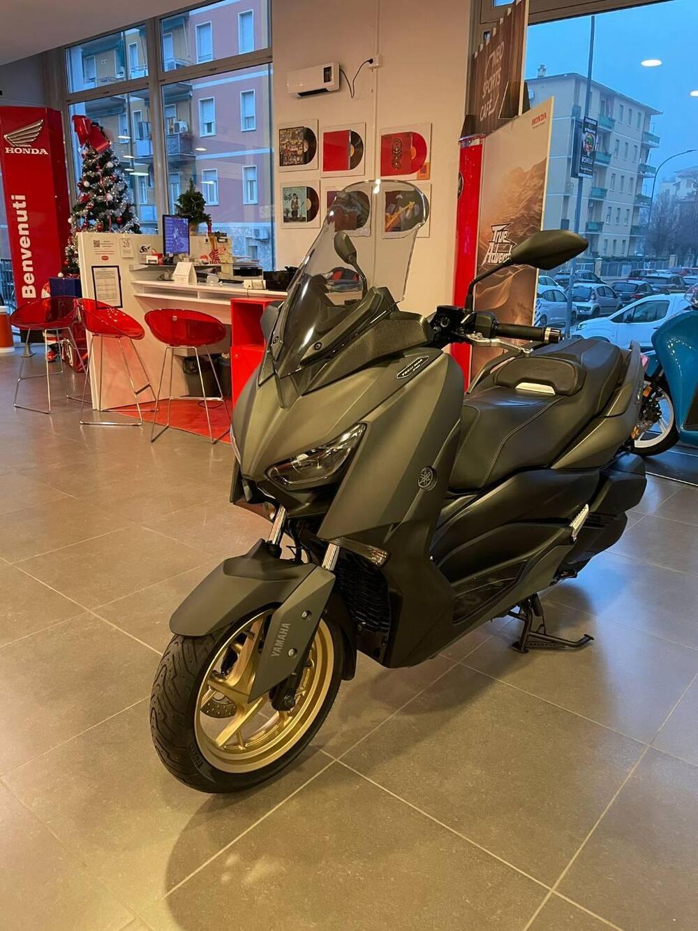 Yamaha X-Max 300 Tech Max (2021 - 24) (5)