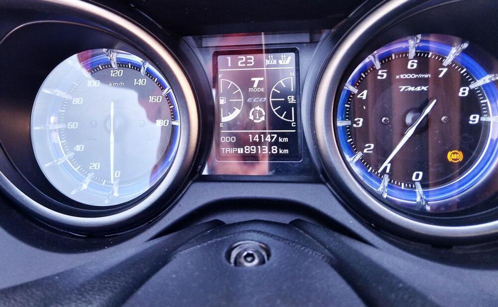 Yamaha T-Max 560 (2020 - 21) (8)