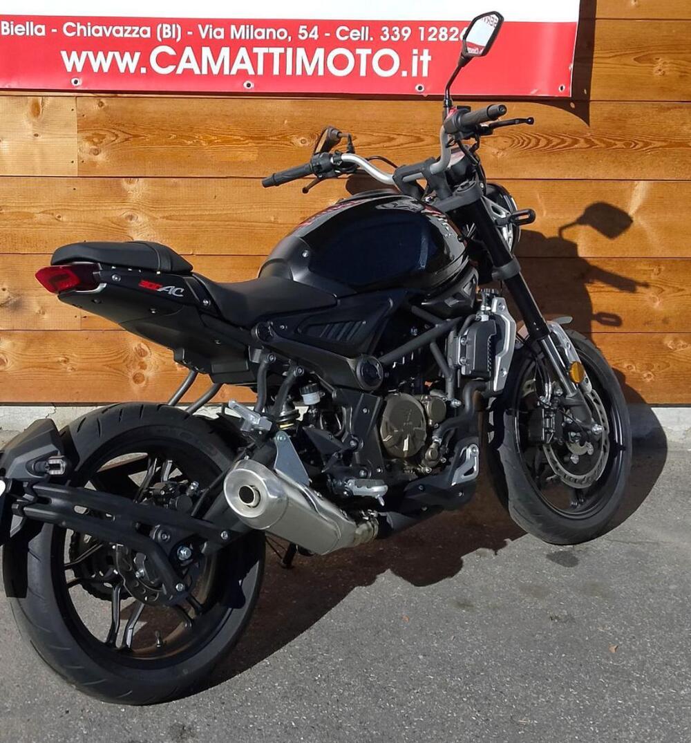 Voge Brivido 300R (2021 - 24) (8)