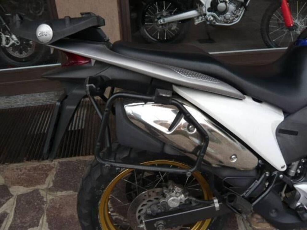 Honda Transalp XL 700 V ABS (2007 - 2013) (7)