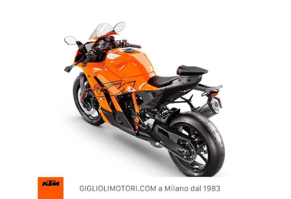 KTM 990 RC R (2026) (4)